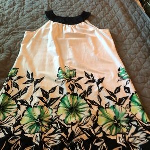 Sleeveless high neck dress